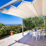Bed & Breakfast Carmela 3*