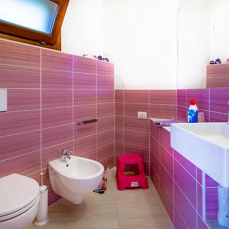 住宿加早餐酒店 Carmela